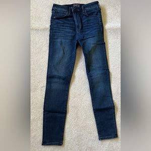 Abercrombie & Fitch Skinny Jeans